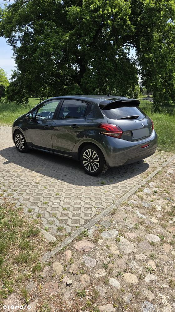 Peugeot 208 1.6 BlueHDi Allure S&S - 7