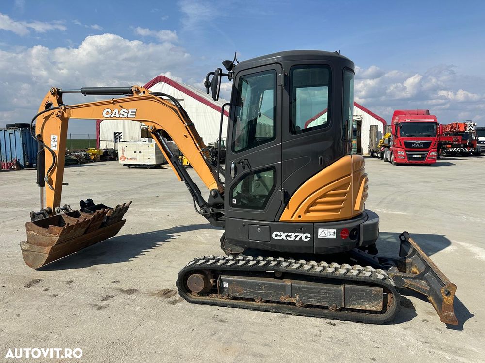 Case CX 37C - 7