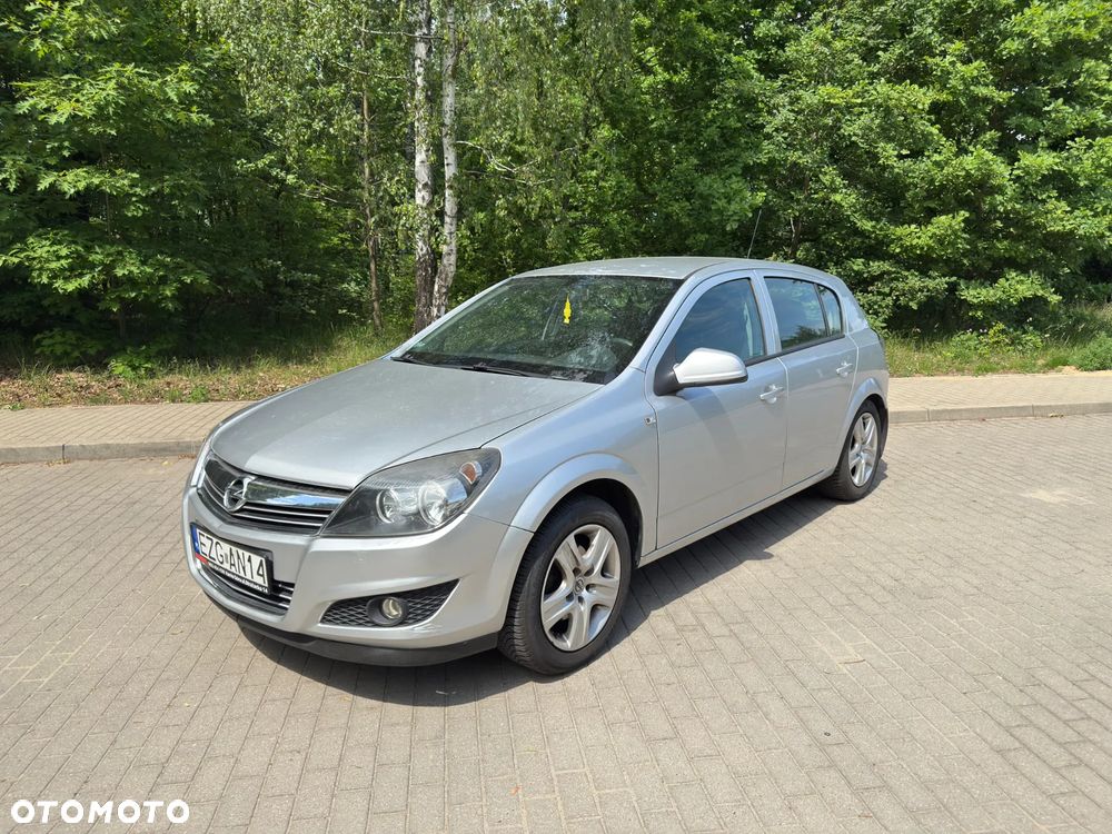 Opel Astra - 2