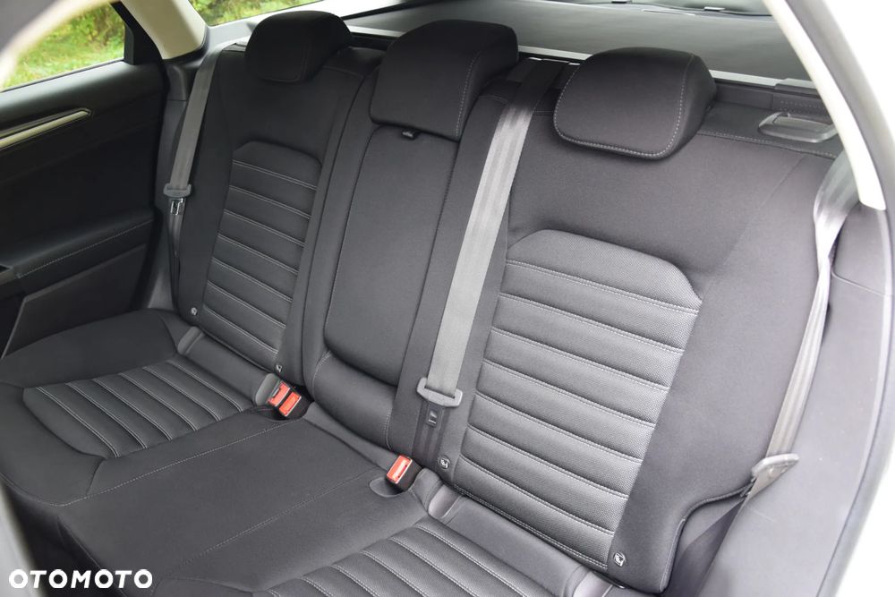 Ford Mondeo - 13