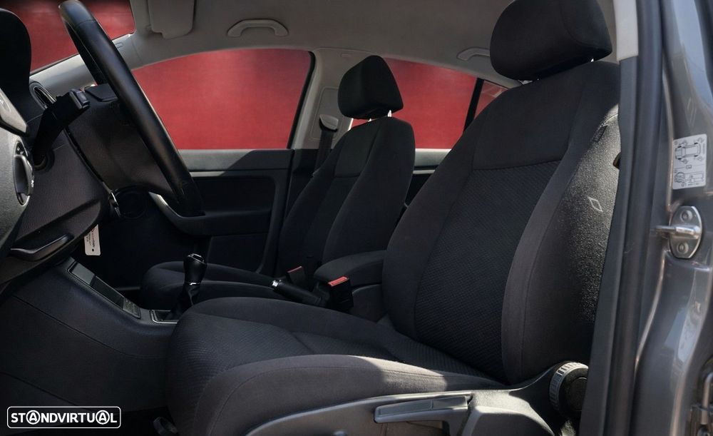 VW Golf Plus 1.6 TDi DPF Highline - 7