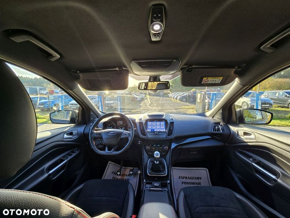 Ford Kuga - 17