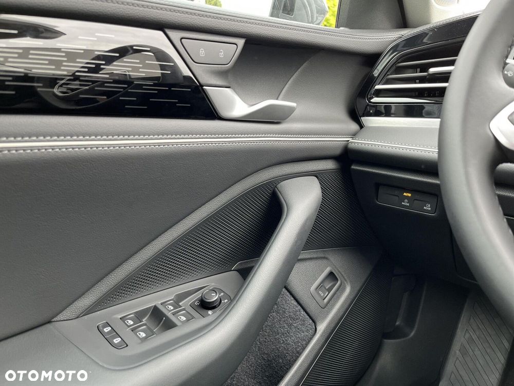 Volkswagen Passat - 36