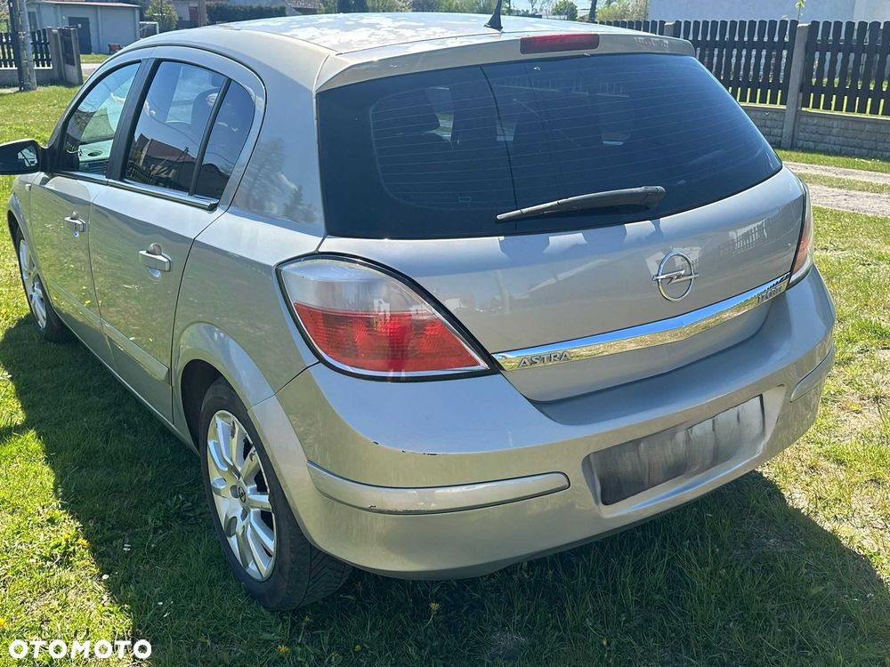 Opel Astra - 3