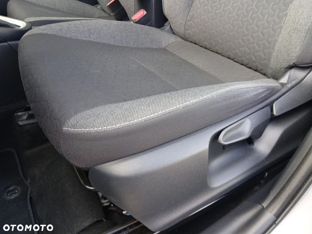 Toyota Yaris Cross Hybrid 1.5 Comfort - 36