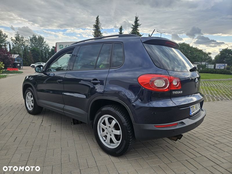 Volkswagen Tiguan - 13