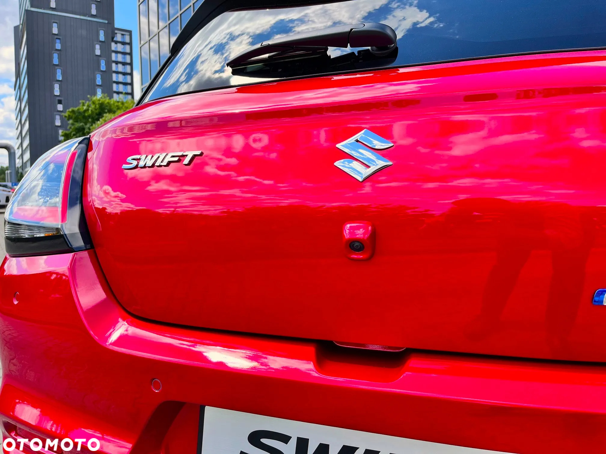 Suzuki Swift 1.2 Dualjet SHVS Elegance CVT - 13
