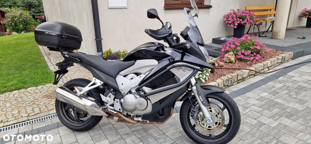 Honda VFR - 4
