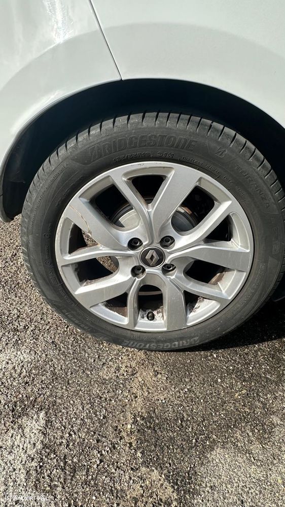 Renault Clio 0.9 TCe Limited Bi-Fuel - 14