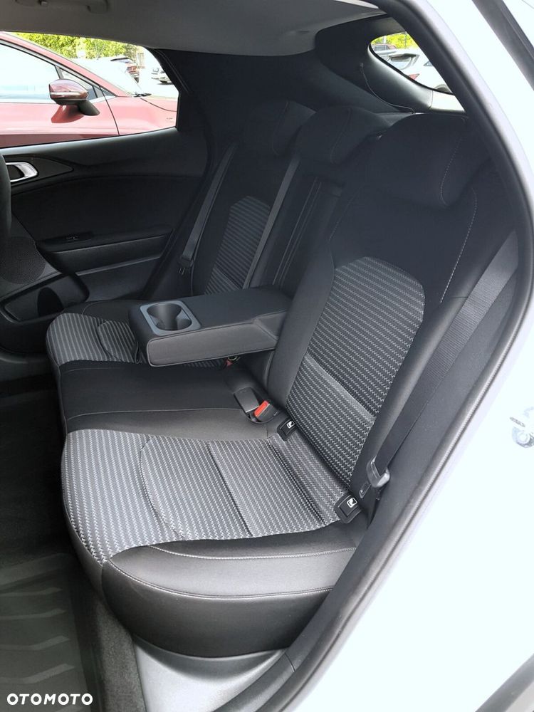 Kia XCeed 1.6 T-GDI M DCT - 29