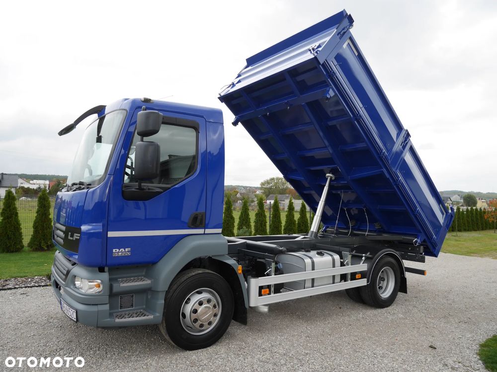 DAF LF 55.220 WYWROTKA 3-STRONNA,DMC 15000KG NISKI PRZEBIEG, STAN IDEALNY - 15