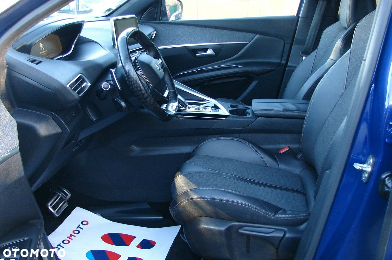 Peugeot 3008 - 11