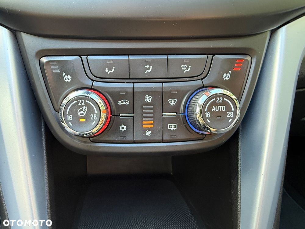 Opel Zafira 1.4 T Cosmo EcoFLEX S&S EU6 - 35