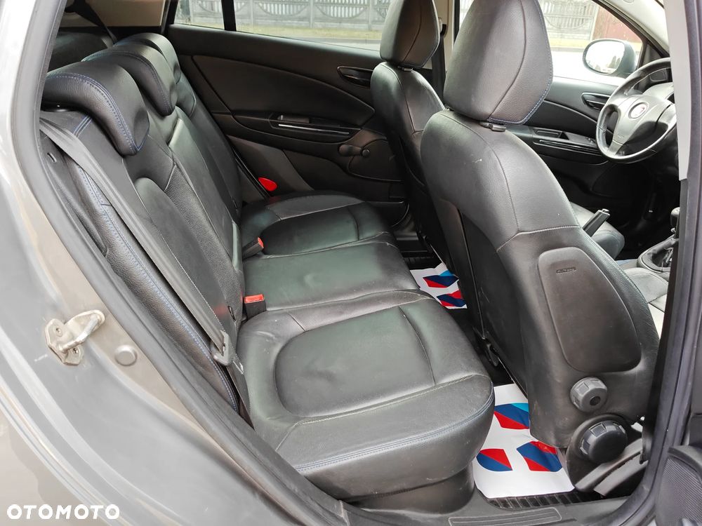 Fiat Bravo 1.6 Multijet 16V Dynamic - 12