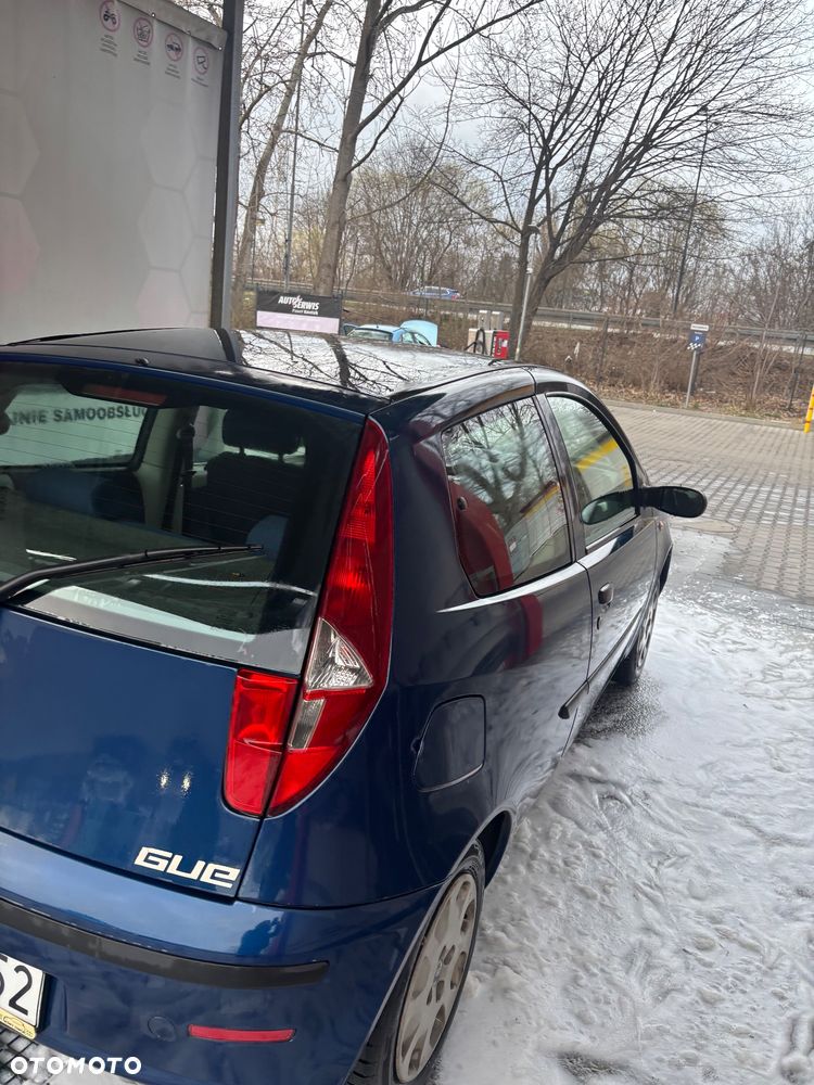 Fiat Punto 1.2 8V Active - 5