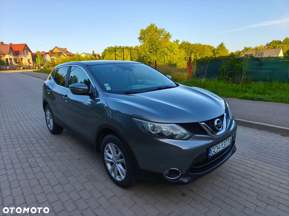 Nissan Qashqai - 1