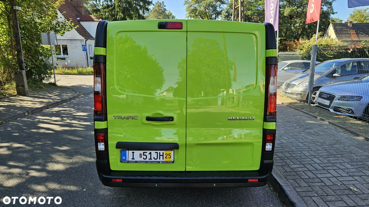 Renault Trafic - 10