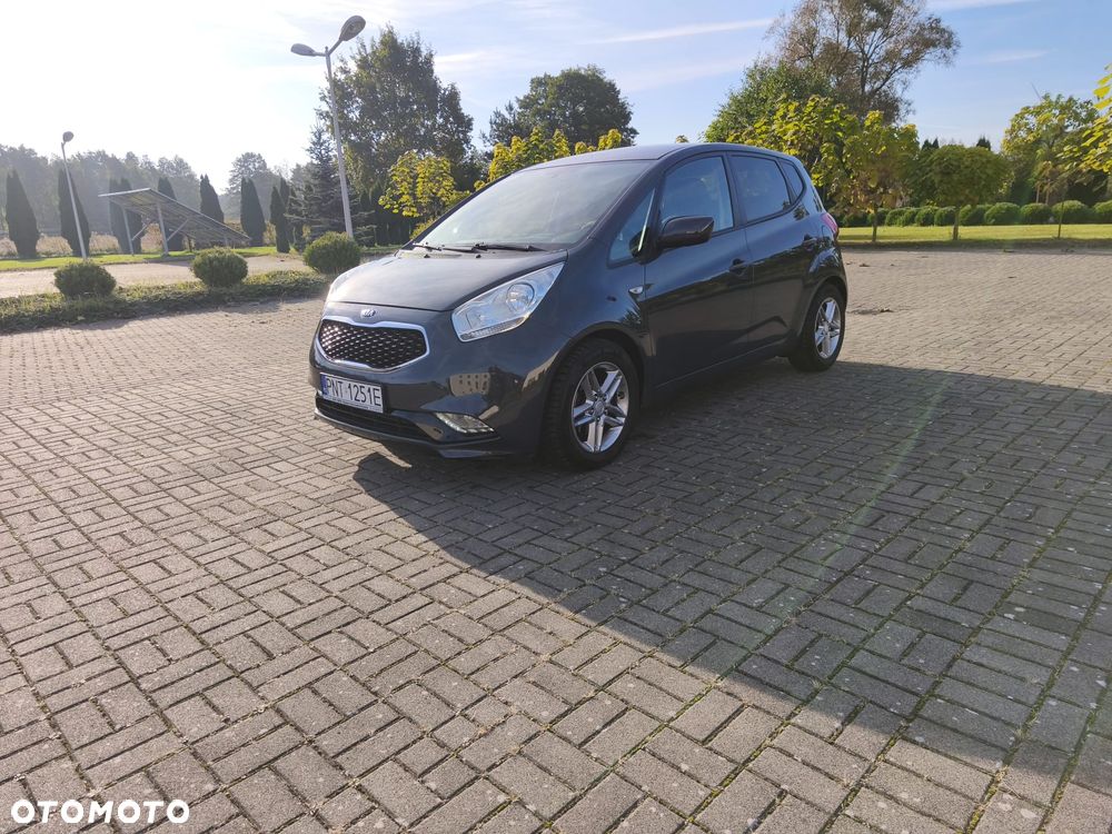 Kia Venga - 37