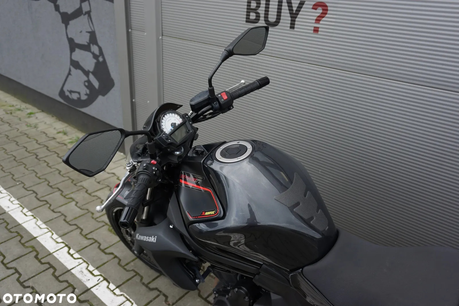 Kawasaki ER - 15
