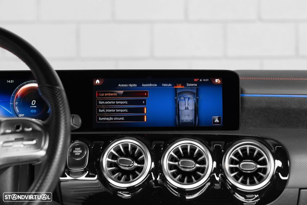 Mercedes-Benz CLA 250 e Shooting Brake AMG Line - 21