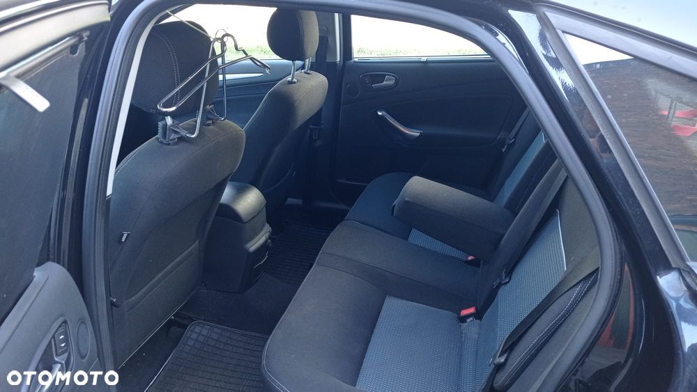 Ford Mondeo 1.8 TDCi Ghia - 6