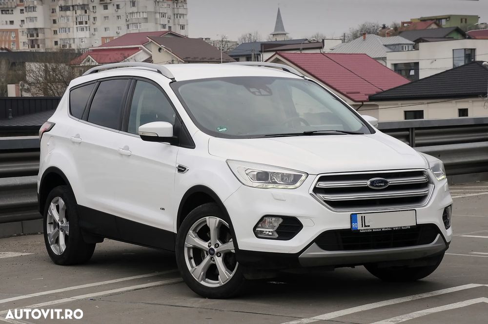 Ford Kuga 2.0 TDCi 4WD Powershift ST-Line - 2