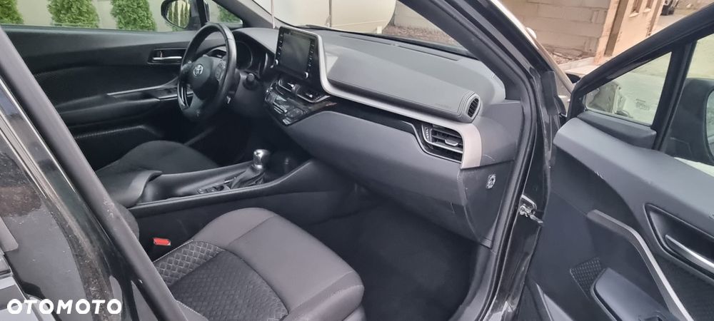 Toyota C-HR 1.8 Hybrid Prestige - 11