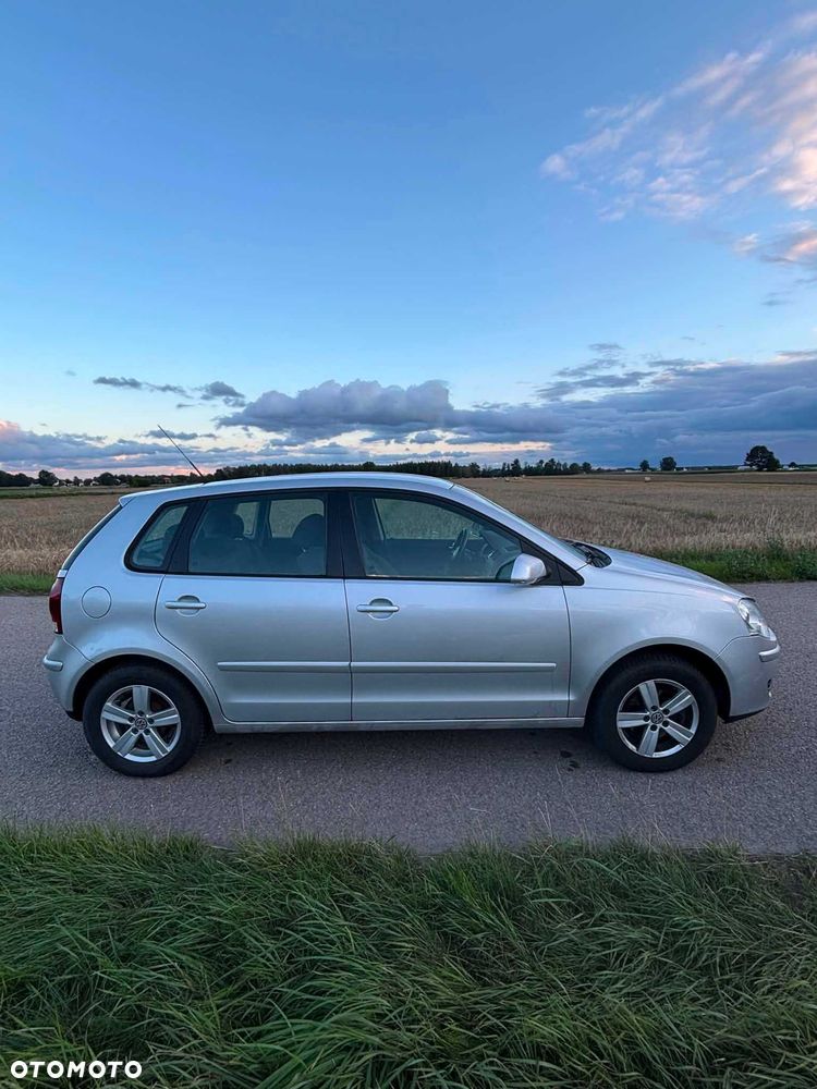 Volkswagen Polo - 6
