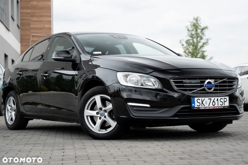 Volvo S60 D3 Drive-E Momentum - 6
