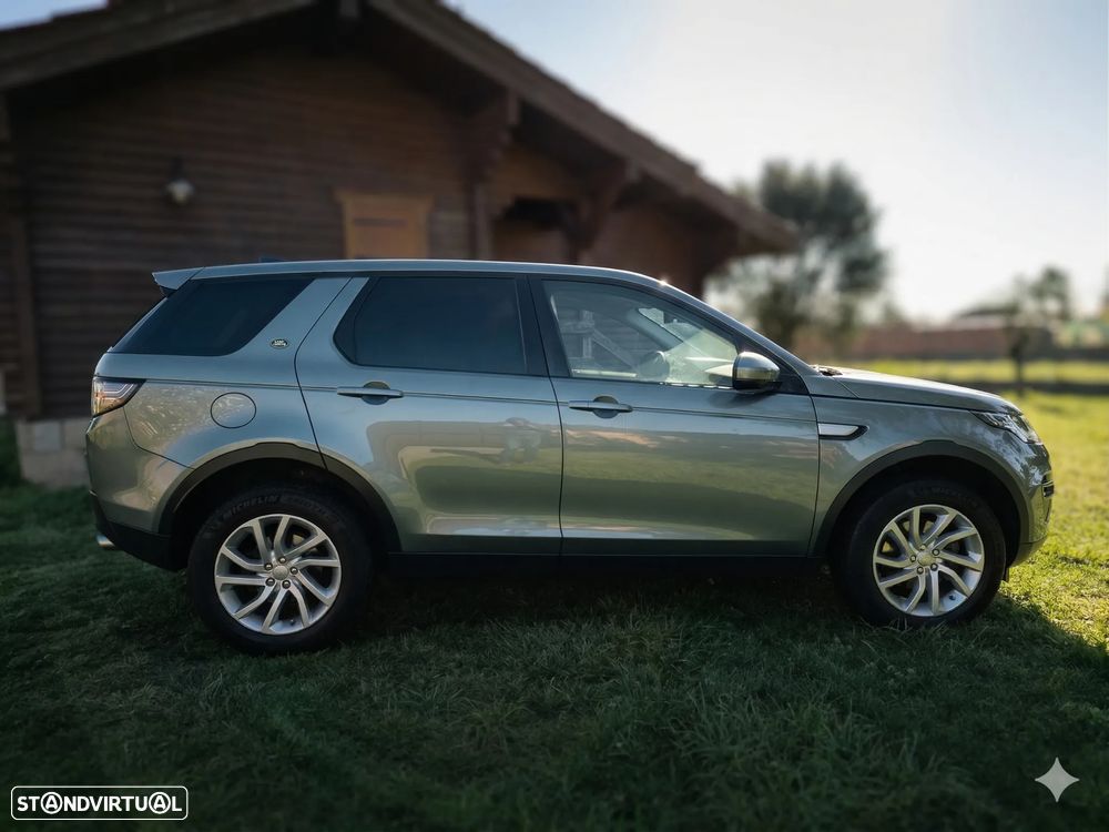 Land Rover Discovery Sport 2.0 TD4 HSE Luxury - 6