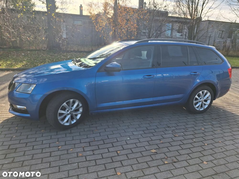 Skoda Octavia 1.6 TDI SCR Ambition DSG - 29