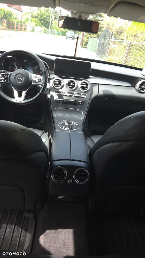 Mercedes-Benz Klasa C 200 d 9G-TRONIC - 31