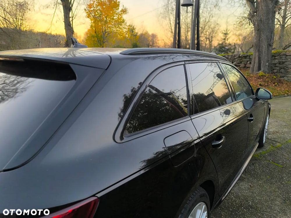 Audi A4 Avant 2.0 TFSI ultra Sport - 17