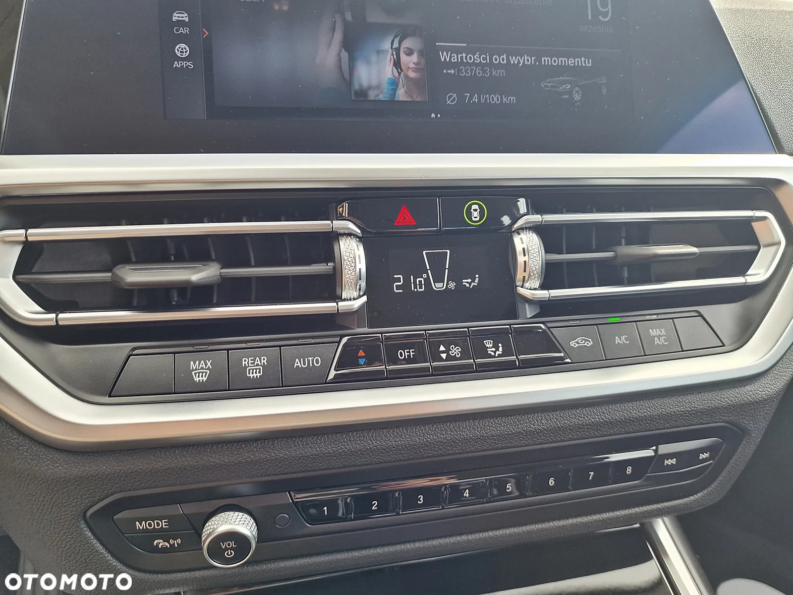 BMW Seria 3 318i Luxury Line - 17