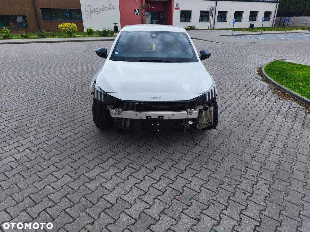 Peugeot 208 PureTech 130 EAT8 GT - 2