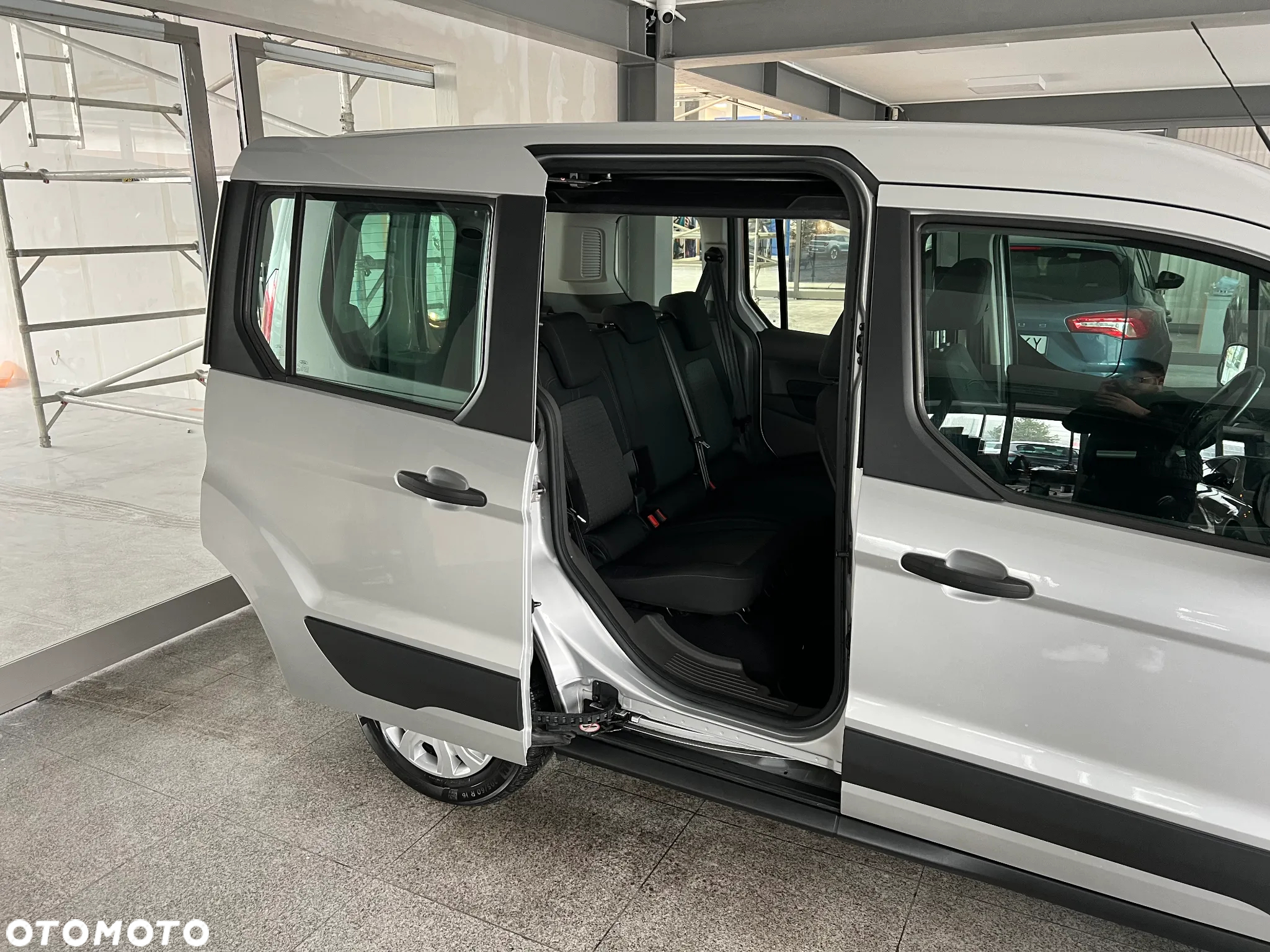 Ford Transit Connect - 35