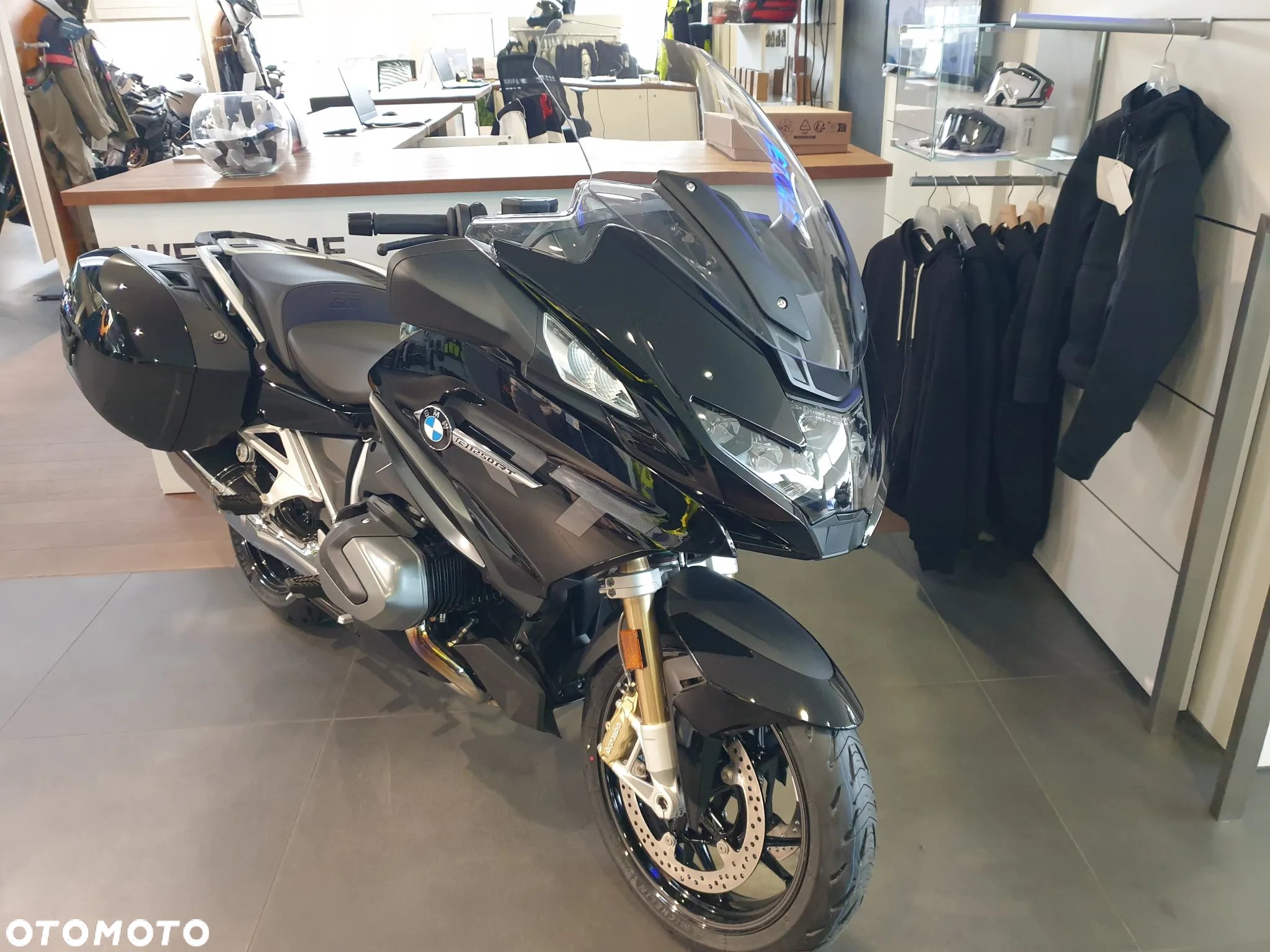 BMW R - 2
