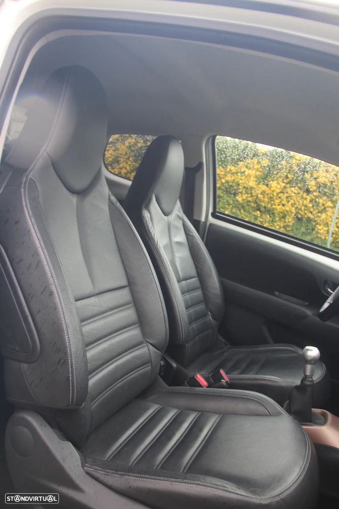 Peugeot 108 1.2 PureTech Roland Garros - 6