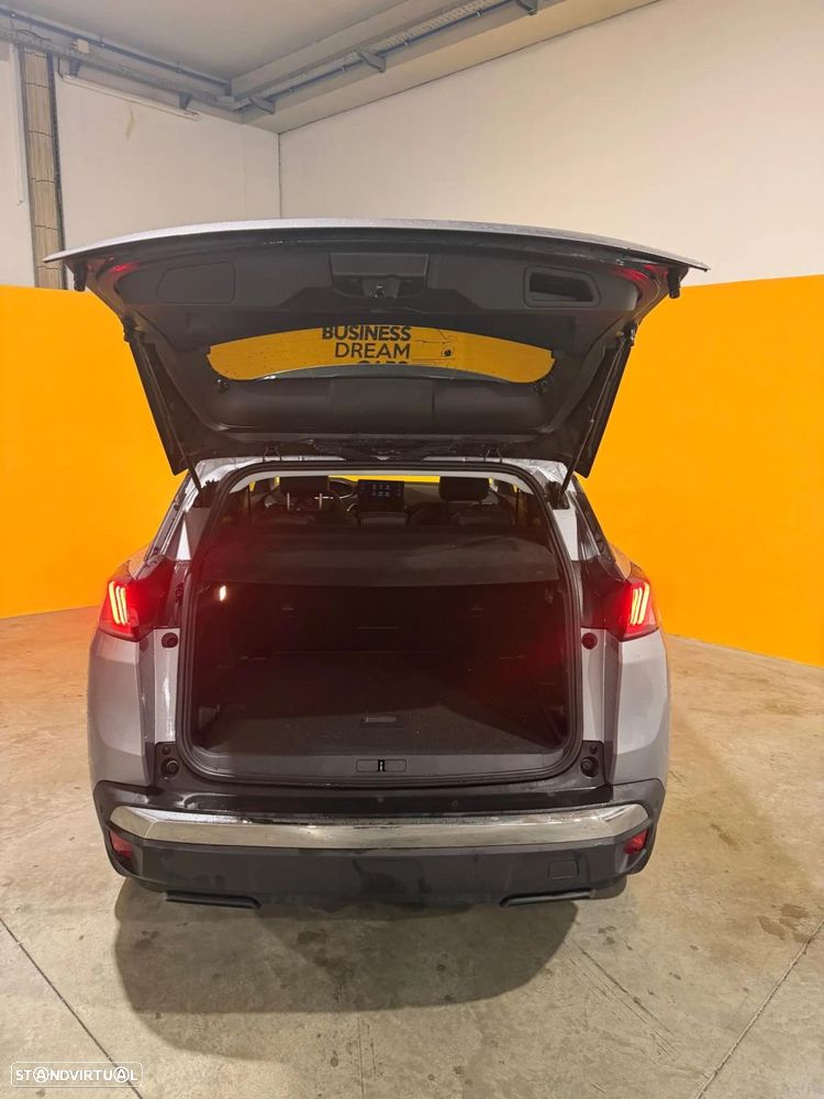 Peugeot 3008 1.5 BlueHDi Allure Pack EAT8 - 17
