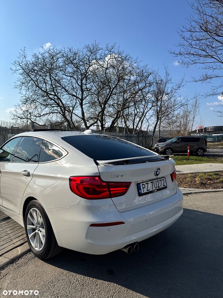 BMW 3GT 320d Luxury Line - 10