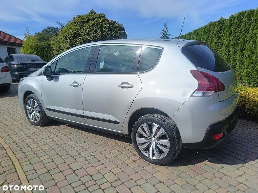 Peugeot 3008 HDi 115 Allure - 6