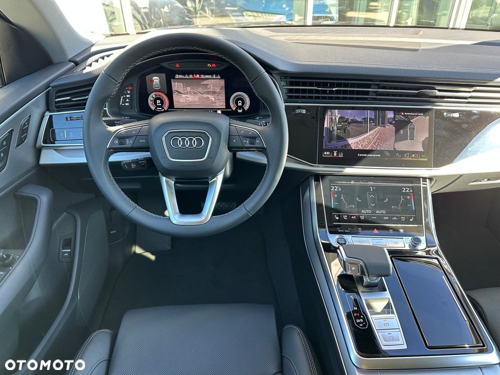 Audi Q8 - 17