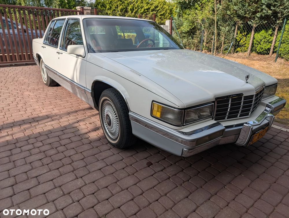 Cadillac Deville - 7