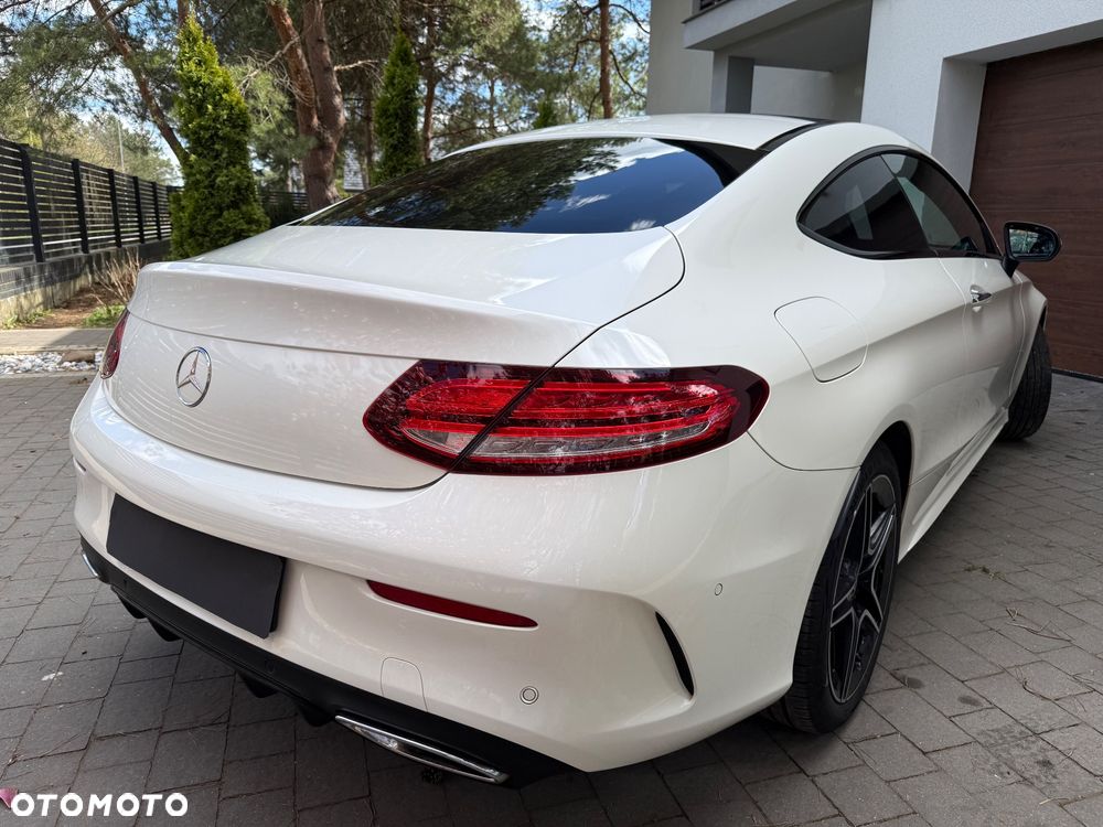 Mercedes-Benz Klasa C 220 d 4Matic 9G-TRONIC AMG Line - 5