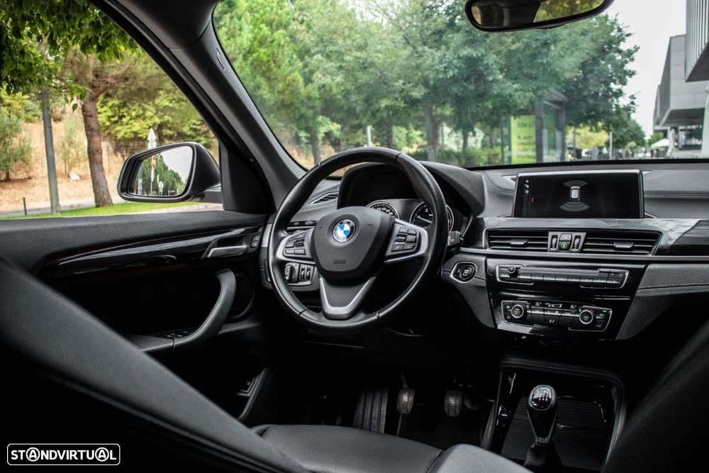BMW X1 16 d sDrive xLine - 33