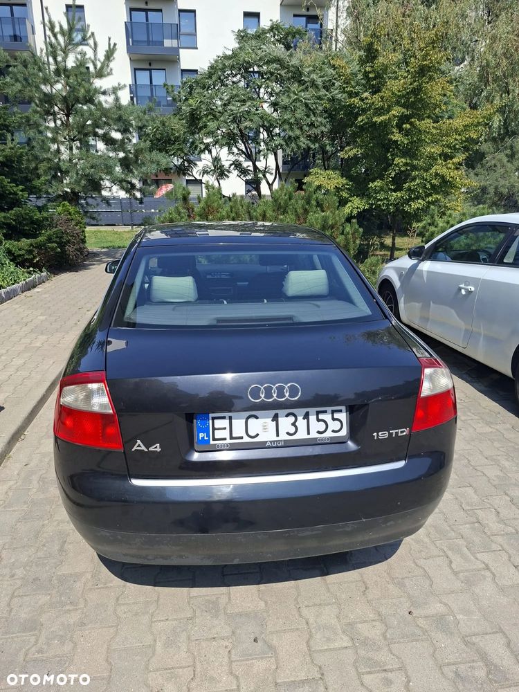 Audi A4 Limousine 1.9 TDI - 4