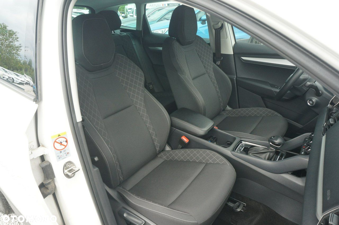 Skoda Karoq 1.5 TSI ACT 4x2 Ambition DSG - 28