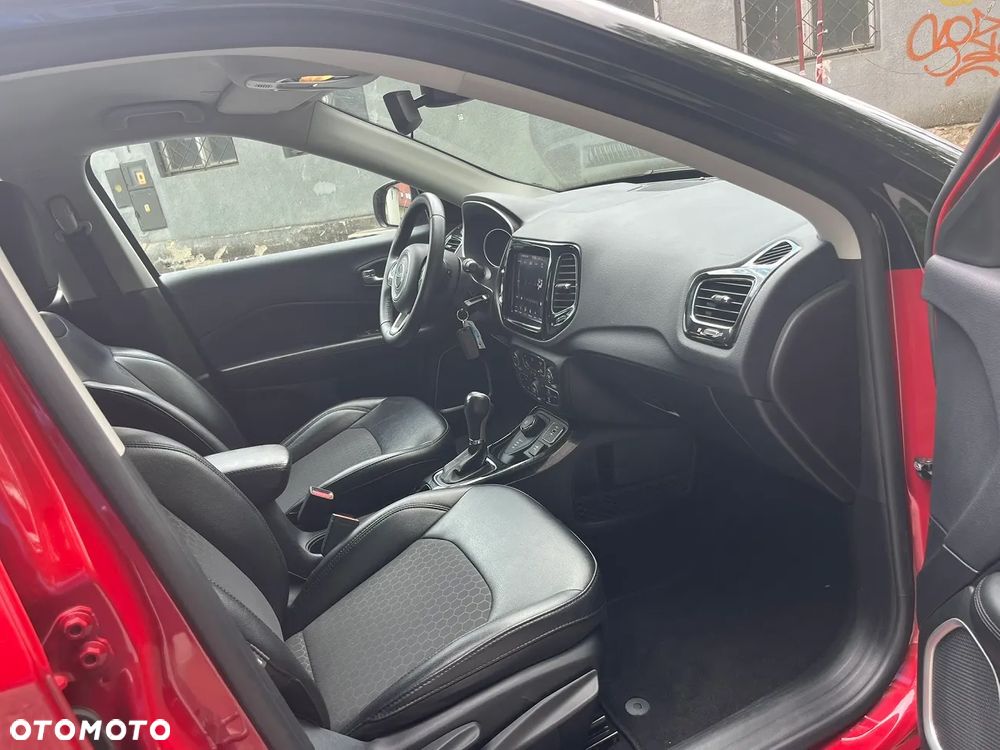 Jeep Compass - 11