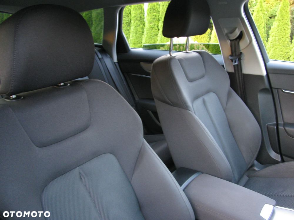 Audi A6 Avant 40 TDI quattro S tronic sport - 11