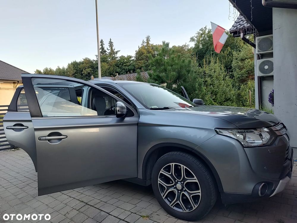 Mitsubishi Outlander 2.2 DID Intense + 4WD - 11